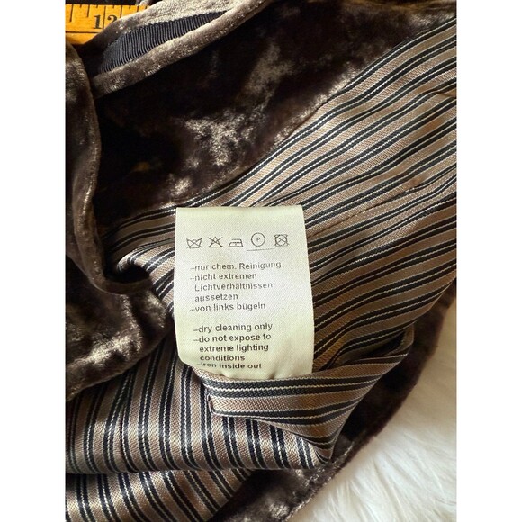 Schumacher velvet blazer - Picture 7 of 9